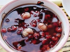 赤小豆薏米粥的做法与功效