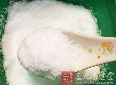 须米六钱、桑椹三钱、冰糖适量