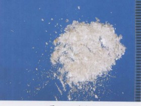 轻粉的功效与作用及禁忌,中药轻粉图片