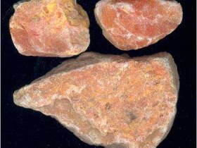 砒石的功效与作用及禁忌,中药砒石图片