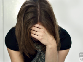 长期便秘损颜值！试试清好清畅润肠胶囊来改善！