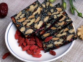 阿胶糕的功效与作用及食用方法