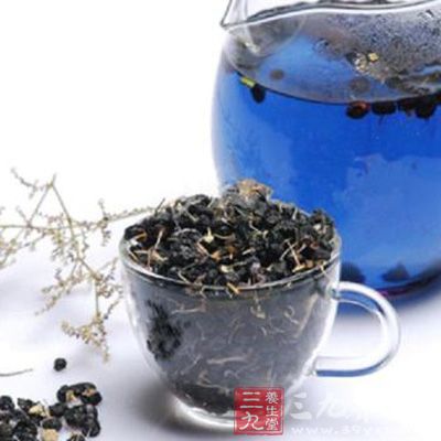 黑枸杞沙参首乌酒具有滋补肝肾、解毒抗癌的作用