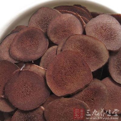 鹿茸炖猪腰主要使用的材料是鹿茸片