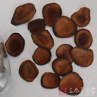 女性食用鹿茸片的常见做法是参茸鸡肉汤