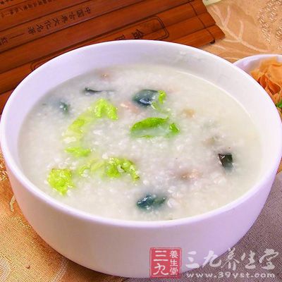 芦根青皮粳米粥