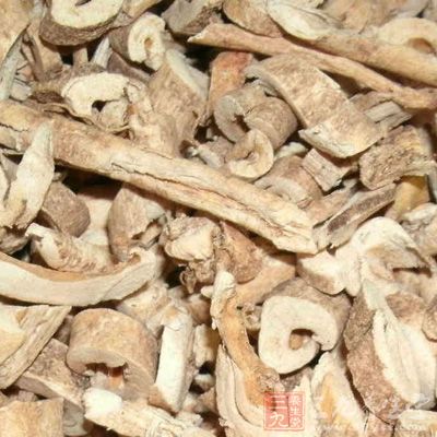 有热自必有湿，湿淫则热益盛，而风更乘热至，相依为害