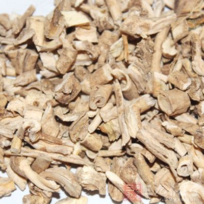 白鲜皮茵芋碱有解热降温和镇静镇痛功效