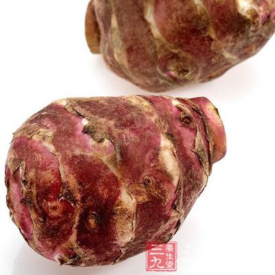 因为洋姜可以分泌一种菊糖，这种物质在被我们人体消化以后，会促进胰腺分泌胰岛素