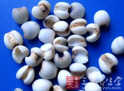 薏米治病的成份薏苡仁酯，不仅具有滋补作用，而且还是一种抗癌剂，能抑制艾氏腹水癌细胞，可用于胃癌及子宫颈癌。