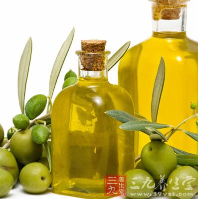橄榄油是糖尿病人最好的营养品，因为橄榄油有扩张血管的作用