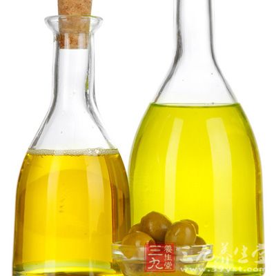 适度地摄取不易发胖又对身体好的橄榄油进行减重