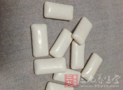 巧克力含有较高脂肪和能量，但是也具有丰富的营养