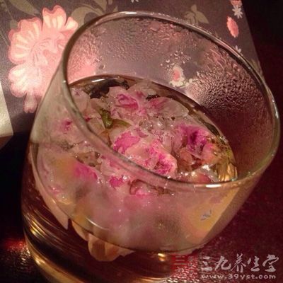 玫瑰花茶味道清甜很多