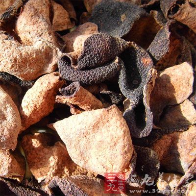 现代女性工作压力大，经常加班熬夜，很容易造成肝气郁结和肝火上升