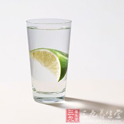 打算戒烟的人仅仅靠柠檬水漱口是很难戒烟成功的