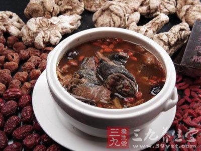 阿胶乌鸡汤做法