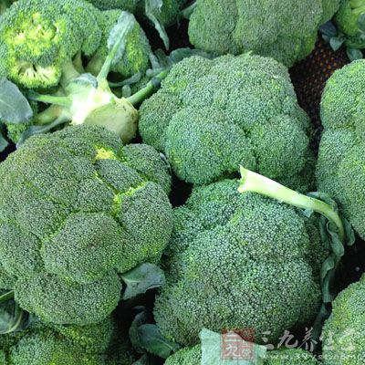 西兰花可能最显着的就是具有防癌抗癌的功效