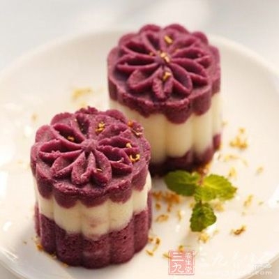 糖尿病，气阴不足，口喝思饮，尿多乏力。山药糕