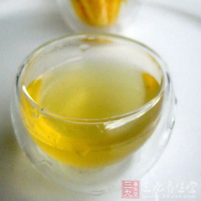 取果实时最好带上手套哦，因为它的汁很难洗掉