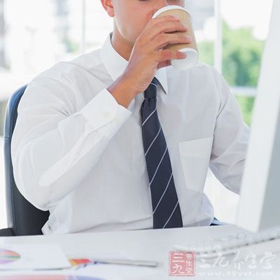 上班时间：咖啡瘦身的最佳时间