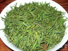 白茶的功效与作用及食用方法,白茶的泡法