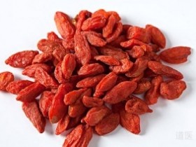 肾阳不足，气滞血瘀型腰痛的中医治疗医案