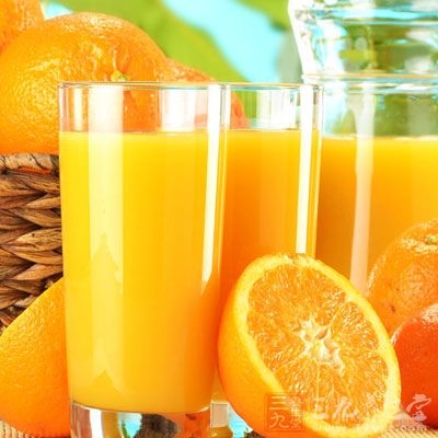 下午茶：鲜榨果汁一杯