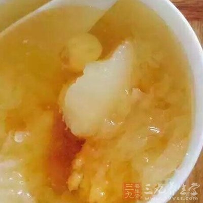 润肺银耳羹