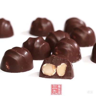 夏威夷果巧克力的做法