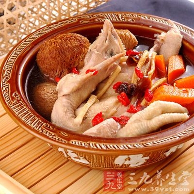 猴头菇属真菌类食品,能利五脏、助消化,常食能增强肌体免疫力