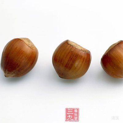 一、贮藏条件榛子含水量极低，只有3.5%～7%，较耐贮藏