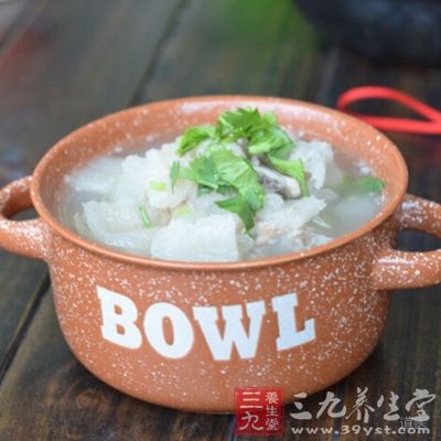 如果笋子不是笋片的话，焖煮的时间上就要控制在约40～60分钟之间