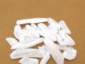 针眼是怎么引起的,针眼的症状及中医治疗医案