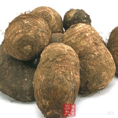 芋头为碱性食品，能中和体内积存的酸性物质，调整人体的酸碱平衡