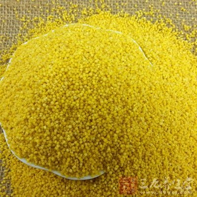 小米不可与杏同食，否则会令人呕吐、泄泻，气滞者尤其要忌食