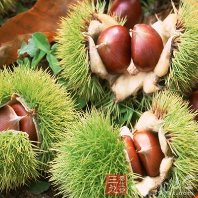 糖炒栗子吃完之后就会发现手是黑乎乎的