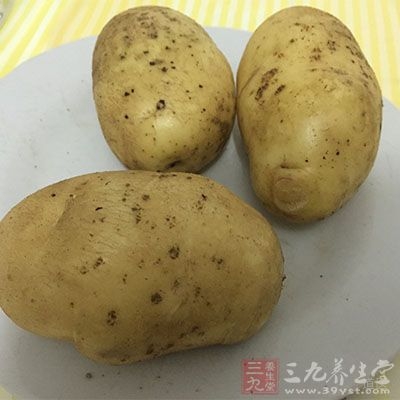 马铃薯中含有比较多的淀粉