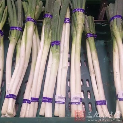 葱白用来治中风
