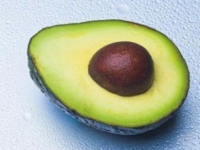牛油果的营养价值,牛油果的功效与禁忌,牛油果怎么吃