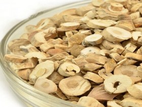 萆薢分清饮合济生肾气丸治疗慢性前列腺肥大