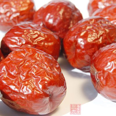 加入红枣可以养血,也会养胃 加入红枣可以养血,也会养胃