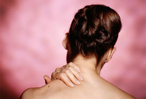 颈椎病的治疗偏方 颈椎病的治疗偏方