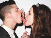 不要只会咬舌头也给我用起来男生篇