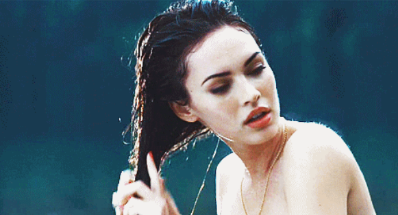 瞬间激发男生性趣的8个动作