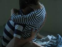 以舌头挑逗男人敏感部位，他每晚都想早点回家