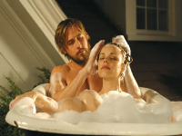 在浴室这样啪啪,才更容易兴奋和高潮