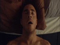 男生在床上发出奇怪的声音你想象不到！