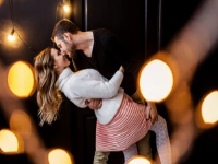 女人快要进入高潮时的8个动作!到达顶峰时的表现