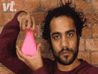 男人蛋蛋大说明什么问题？越大战斗力越强？